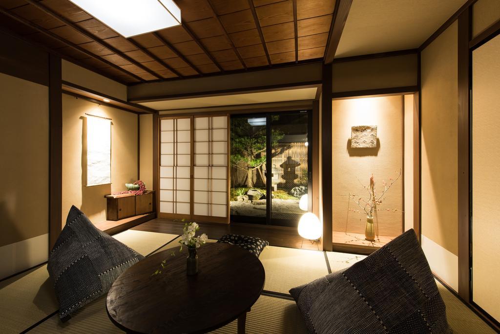 Вилла Higashiyama Kageroi Канандзава Экстерьер фото